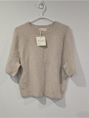 NWT Marled Beige Short-Sleeve Crewneck Ultra Soft Sweater